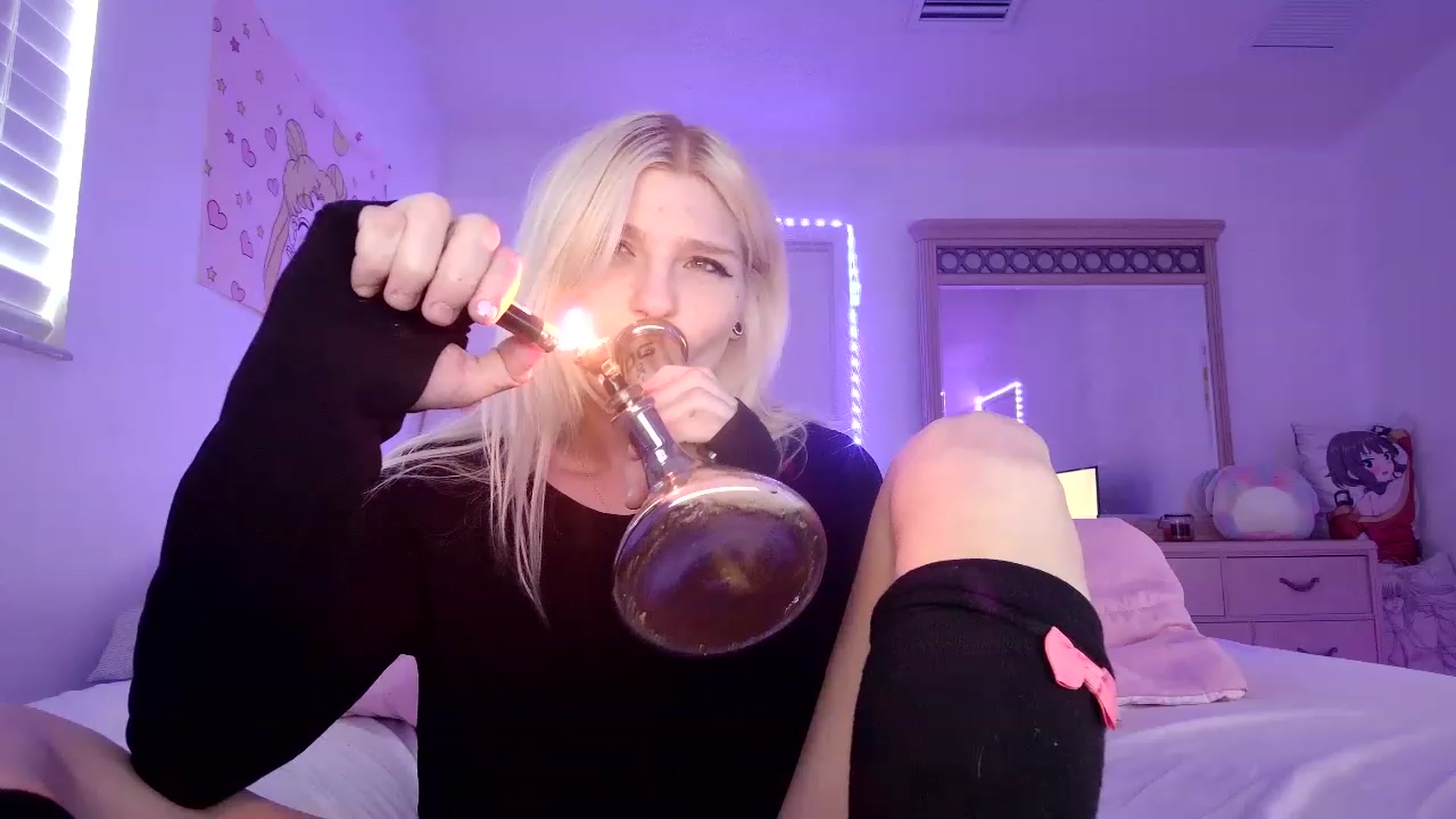 Gallery image thumbnail from DuckChan0's myfreecams stream on, 06/02/2023, 19:50 image 16 of 20
