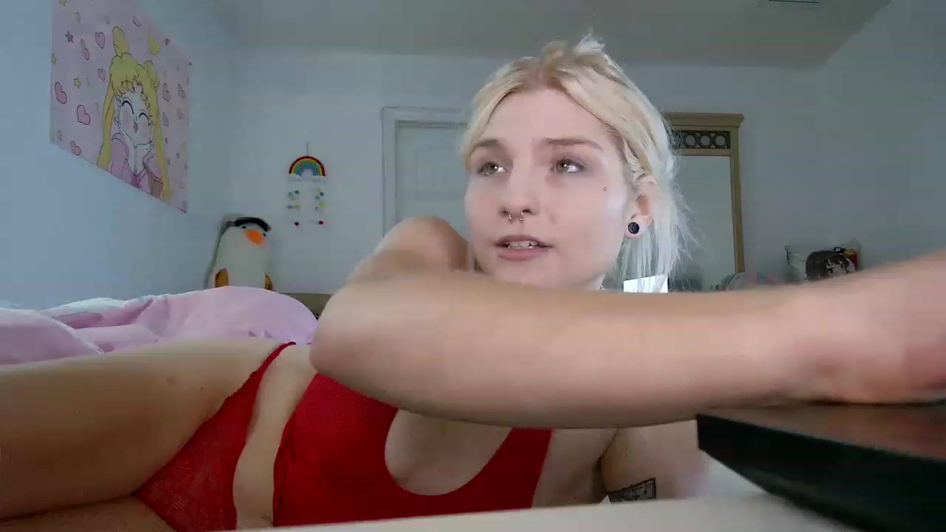 Gallery image thumbnail from DuckChan0's myfreecams stream on, 06/06/2023, 16:51 image 12 of 20