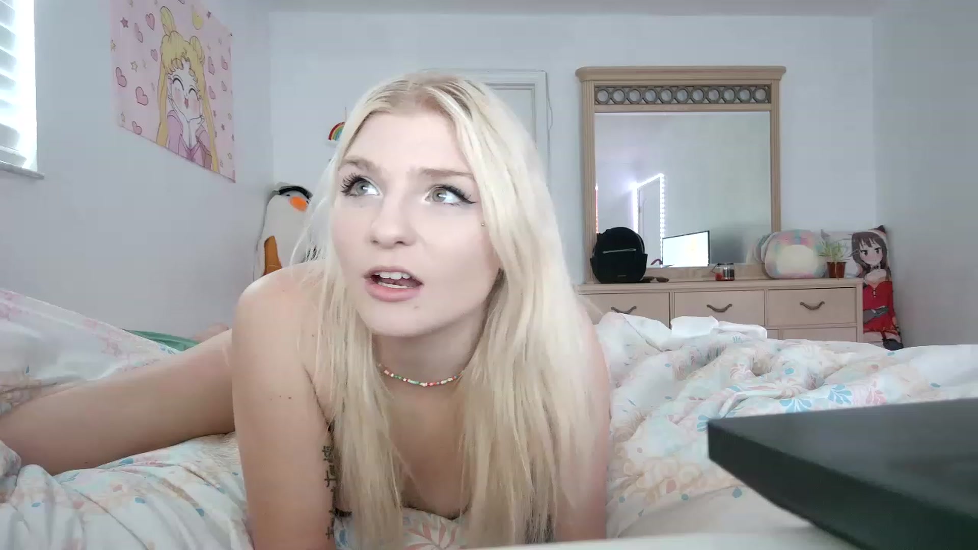 Gallery image thumbnail from DuckChan0's myfreecams stream on, 06/08/2023, 18:30 image 1 of 20