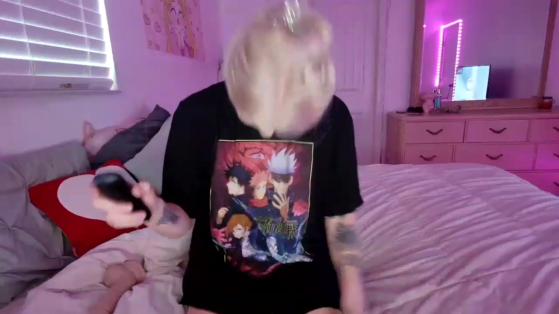 Gallery image thumbnail from DuckChan0's myfreecams stream on, 07/01/2023, 23:53 image 4 of 20