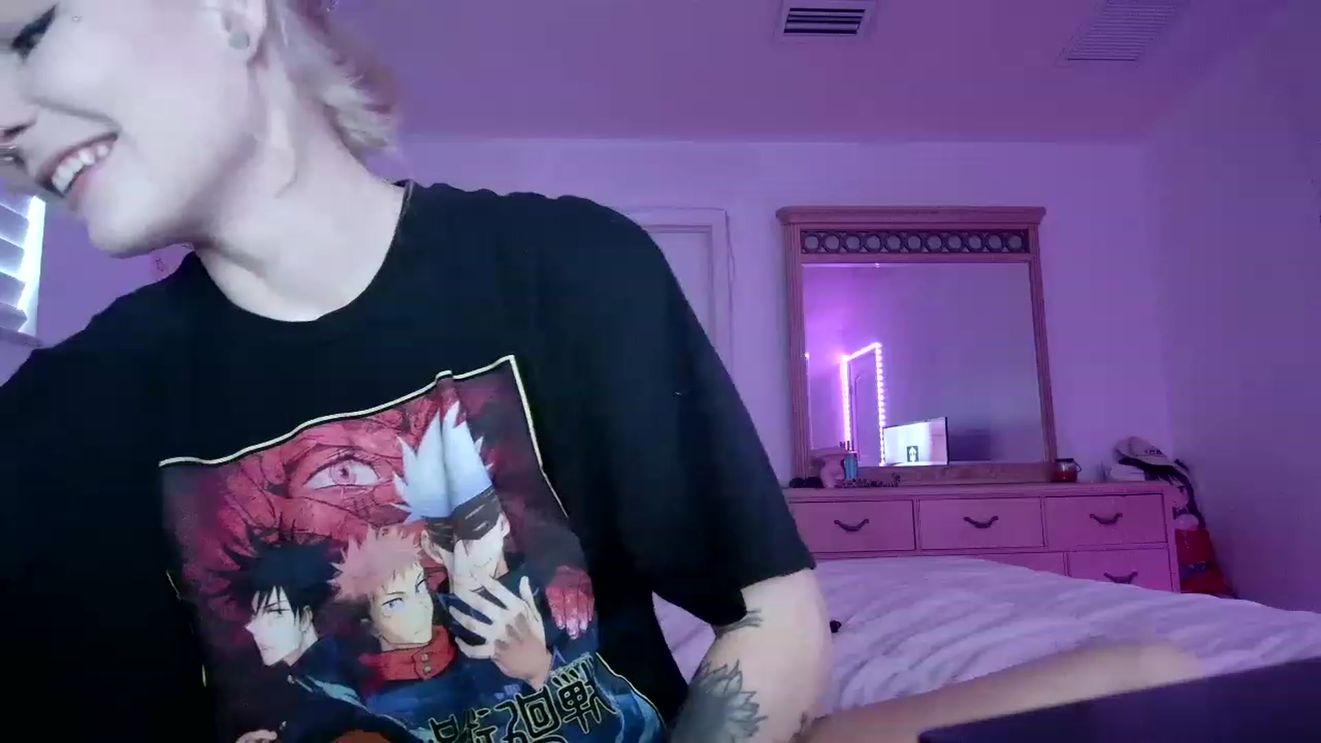 Gallery image thumbnail from DuckChan0's myfreecams stream on, 07/01/2023, 23:53 image 14 of 20
