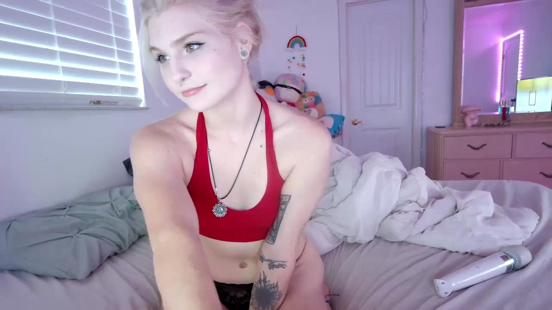 Gallery image thumbnail from DuckChan0's myfreecams stream on, 07/02/2023, 21:54 image 9 of 20