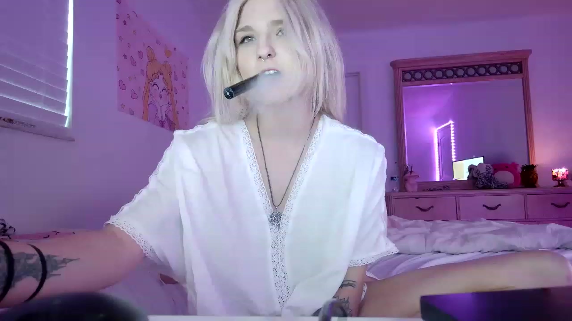 Gallery image thumbnail from DuckChan0's myfreecams stream on, 07/07/2023, 23:51 image 2 of 20