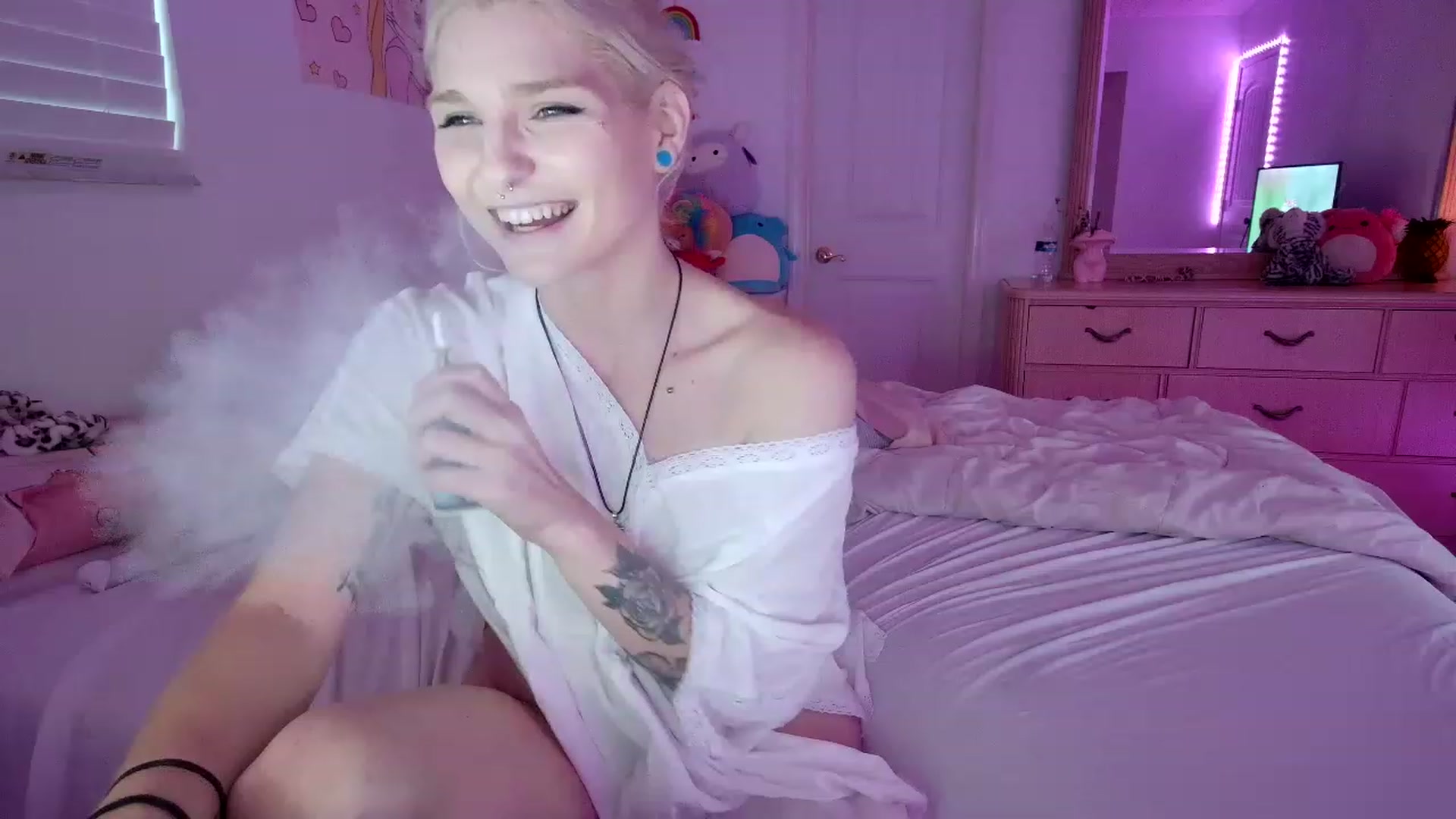 Gallery image thumbnail from DuckChan0's myfreecams stream on, 07/07/2023, 23:51 image 13 of 20