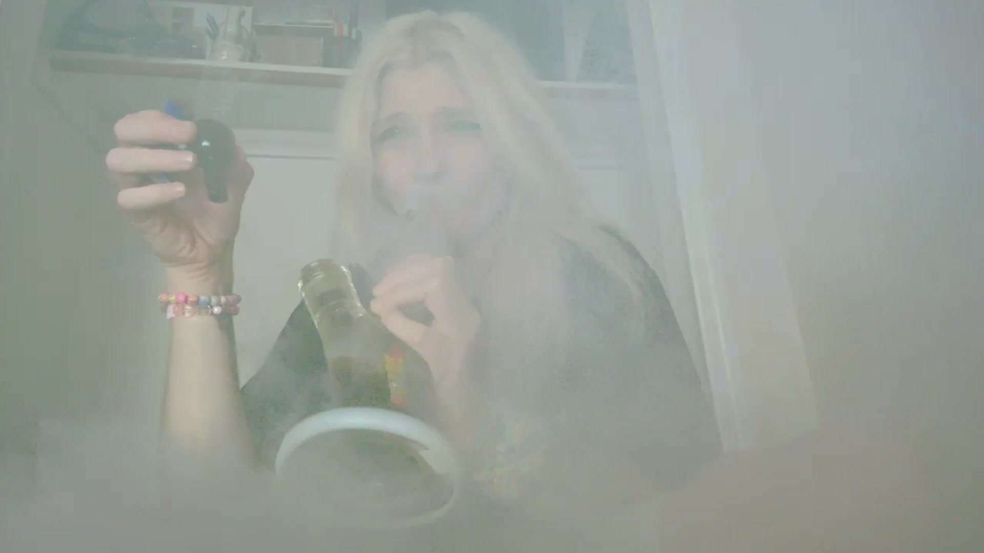 Gallery image thumbnail from DuckChan0's myfreecams stream on, 07/14/2023, 19:17 image 4 of 20
