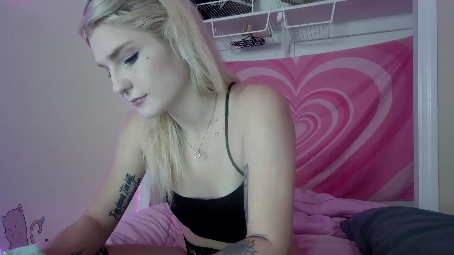 Gallery image thumbnail from DuckChan0's myfreecams stream on, 07/28/2023, 15:24 image 5 of 20