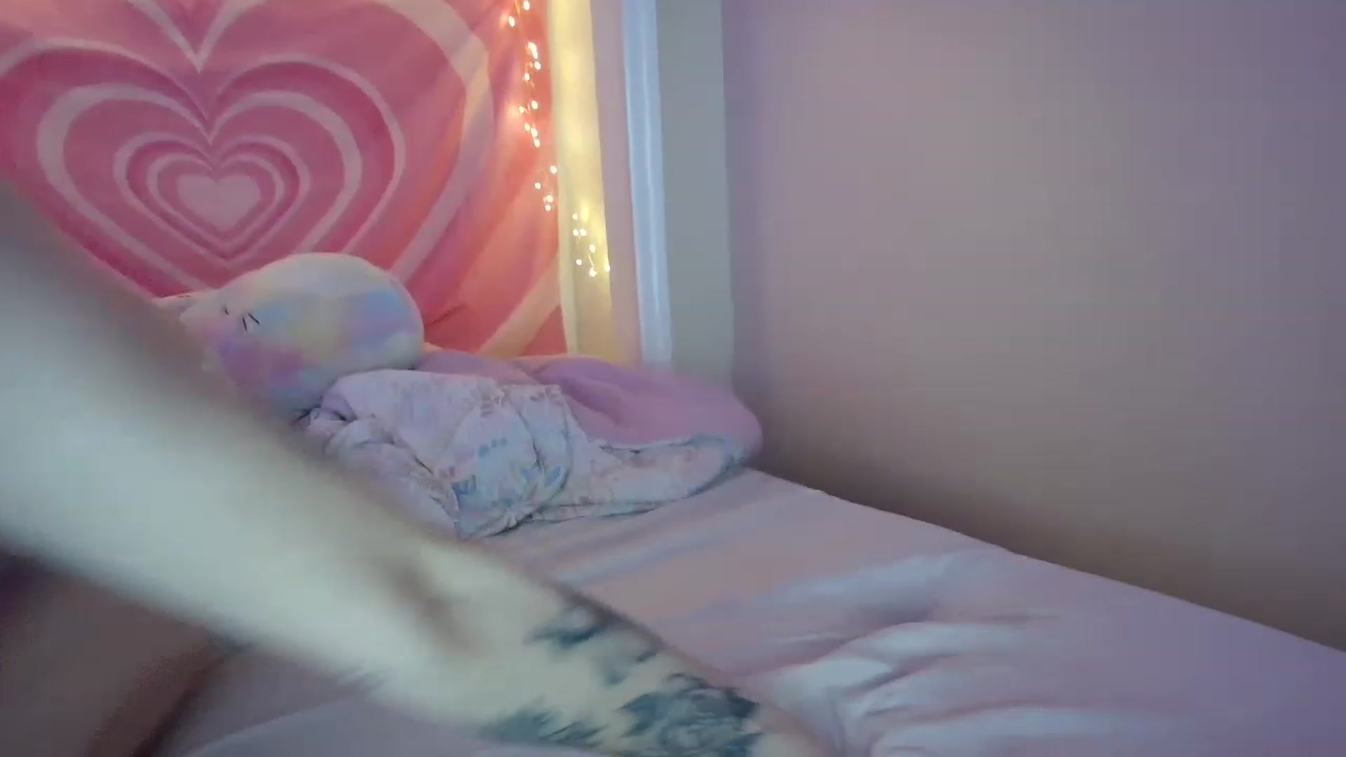 Gallery image thumbnail from DuckChan0's myfreecams stream on, 08/07/2023, 17:43 image 11 of 20