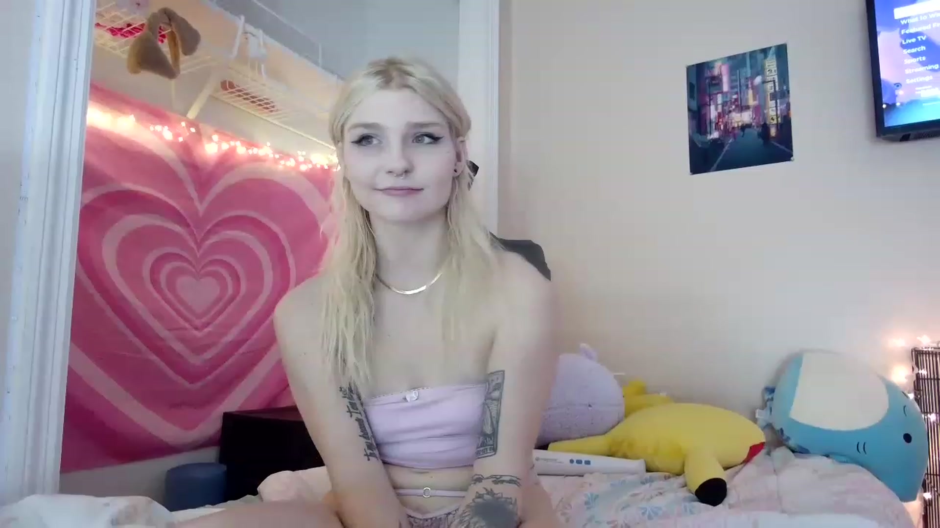 Gallery image thumbnail from DuckChan0's myfreecams stream on, 08/17/2023, 17:50 image 7 of 20
