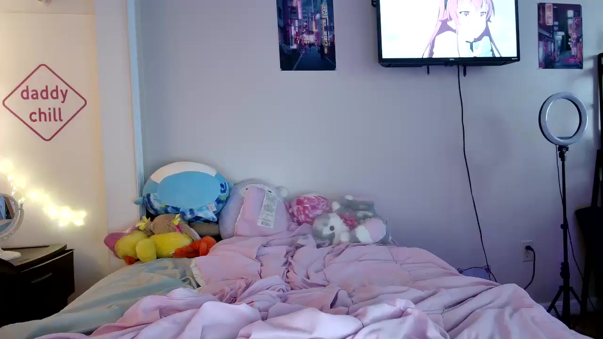 Gallery image thumbnail from DuckChan0's myfreecams stream on, 08/22/2023, 16:06 image 3 of 20