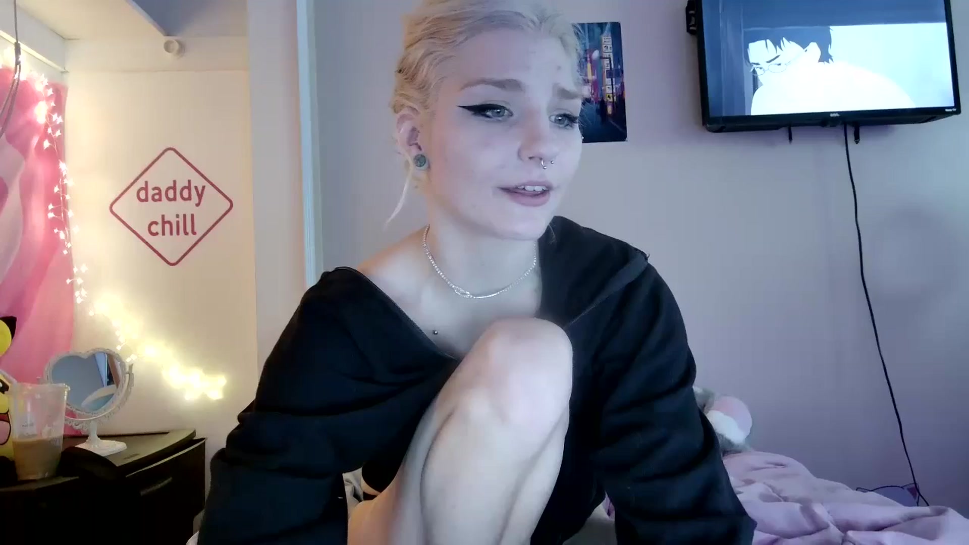 Gallery image thumbnail from DuckChan0's myfreecams stream on, 08/22/2023, 16:06 image 19 of 20