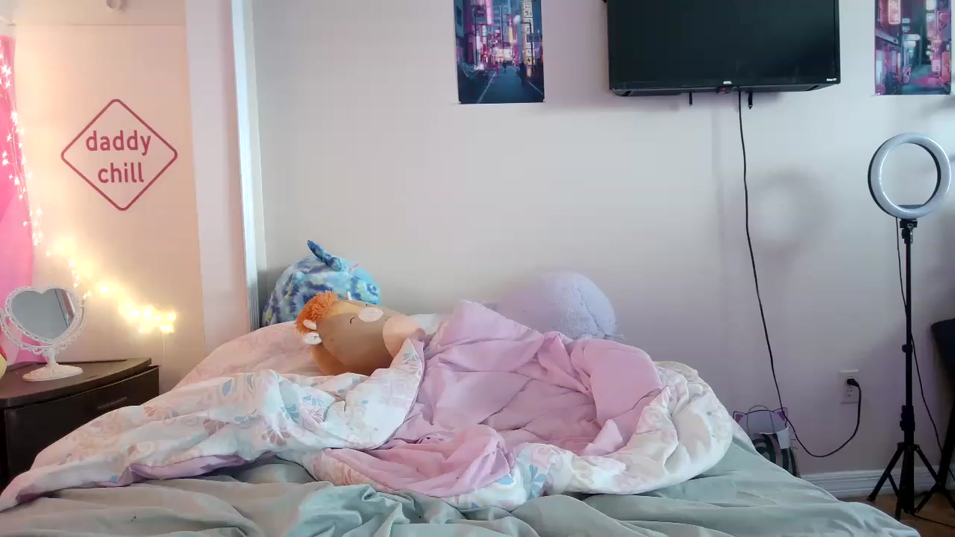Gallery image thumbnail from DuckChan0's myfreecams stream on, 08/24/2023, 17:00 image 11 of 20
