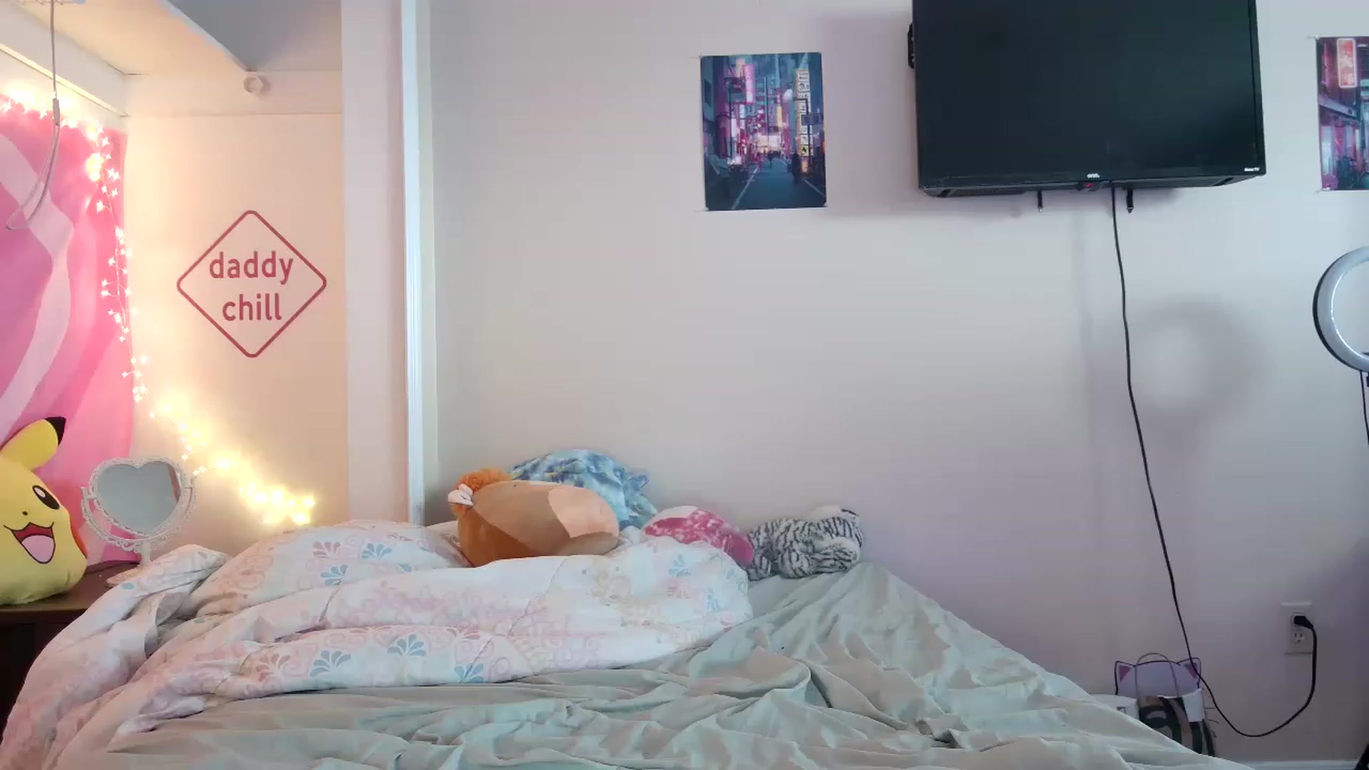 Gallery image thumbnail from DuckChan0's myfreecams stream on, 08/24/2023, 17:34 image 10 of 20