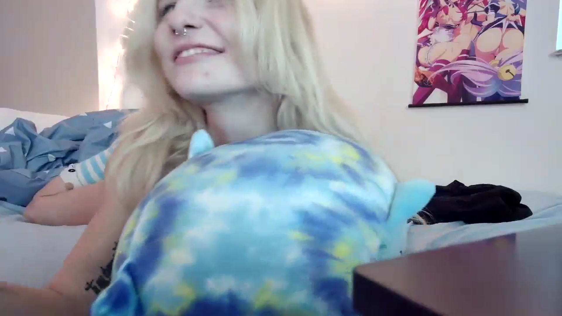 Gallery image thumbnail from DuckChan0's myfreecams stream on, 09/03/2023, 23:27 image 16 of 20