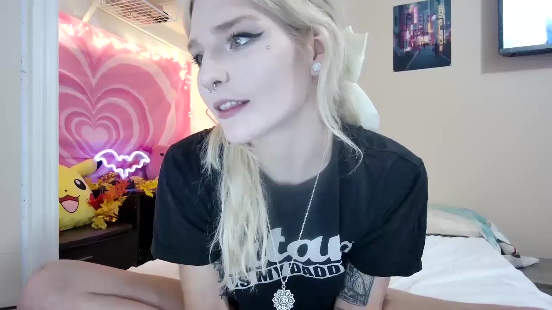 Gallery image thumbnail from DuckChan0's myfreecams stream on, 09/11/2023, 17:38 image 8 of 20