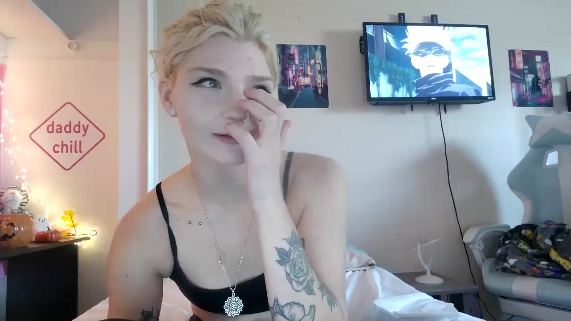 Gallery image thumbnail from DuckChan0's myfreecams stream on, 09/13/2023, 16:09 image 9 of 20