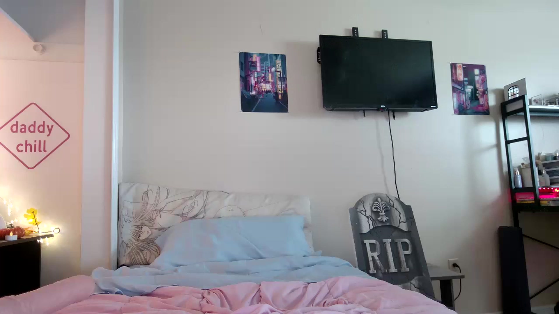 Gallery image thumbnail from DuckChan0's myfreecams stream on, 09/19/2023, 14:03 image 19 of 20