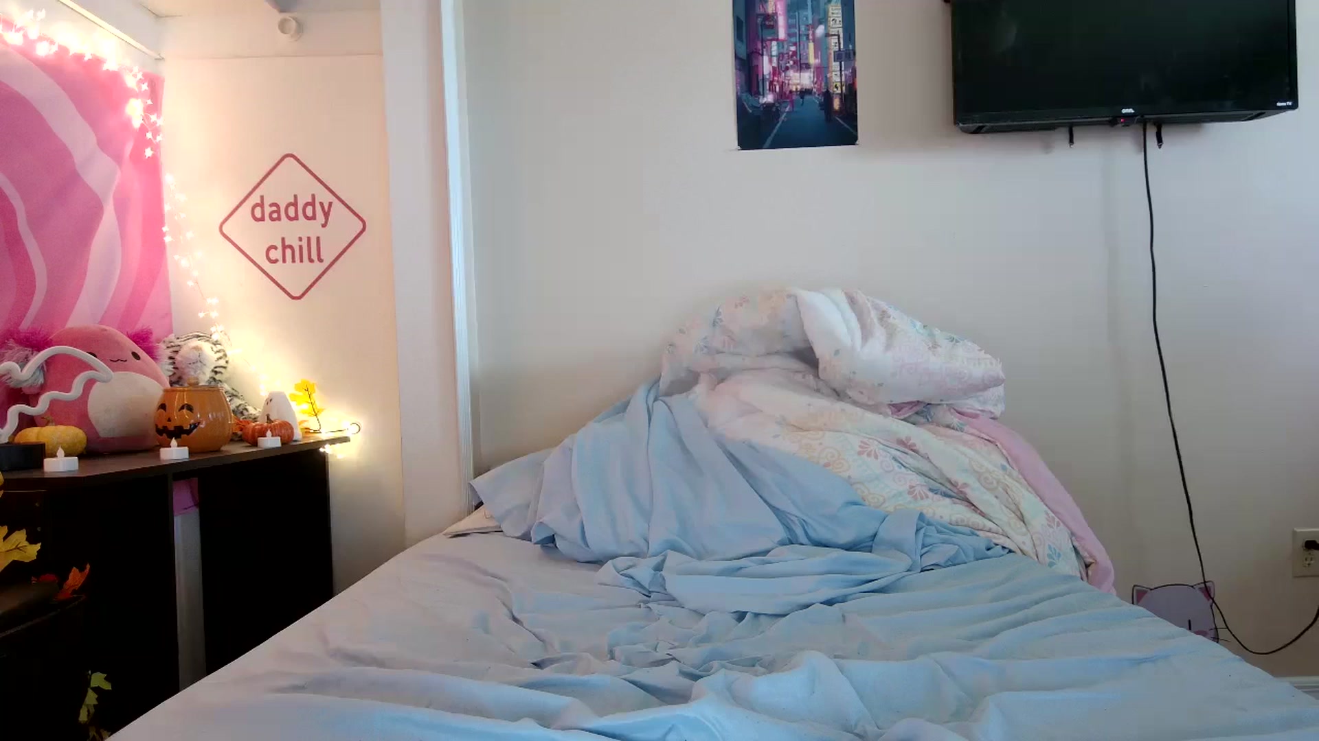 Gallery image thumbnail from DuckChan0's myfreecams stream on, 09/25/2023, 16:33 image 10 of 20