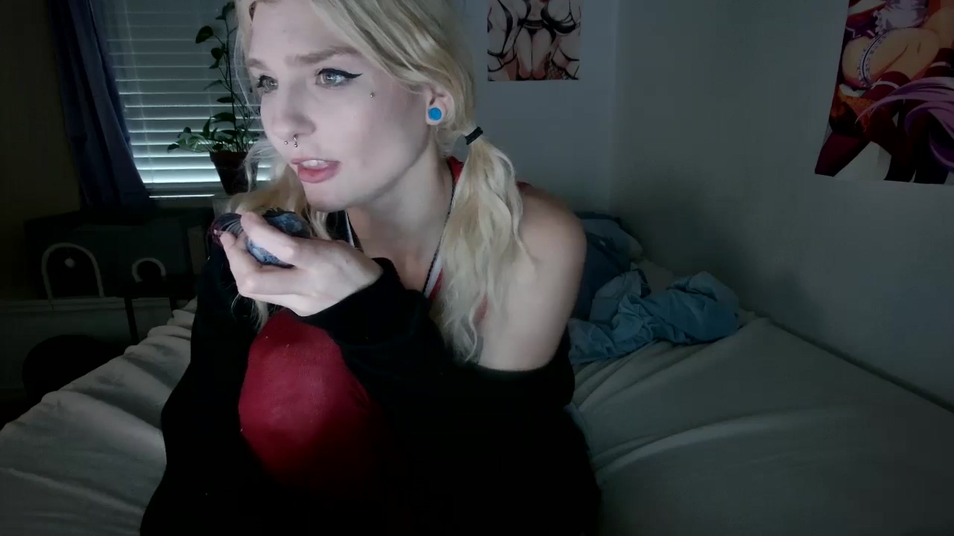 Gallery image thumbnail from DuckChan0's myfreecams stream on, 10/01/2023, 22:29 image 3 of 20