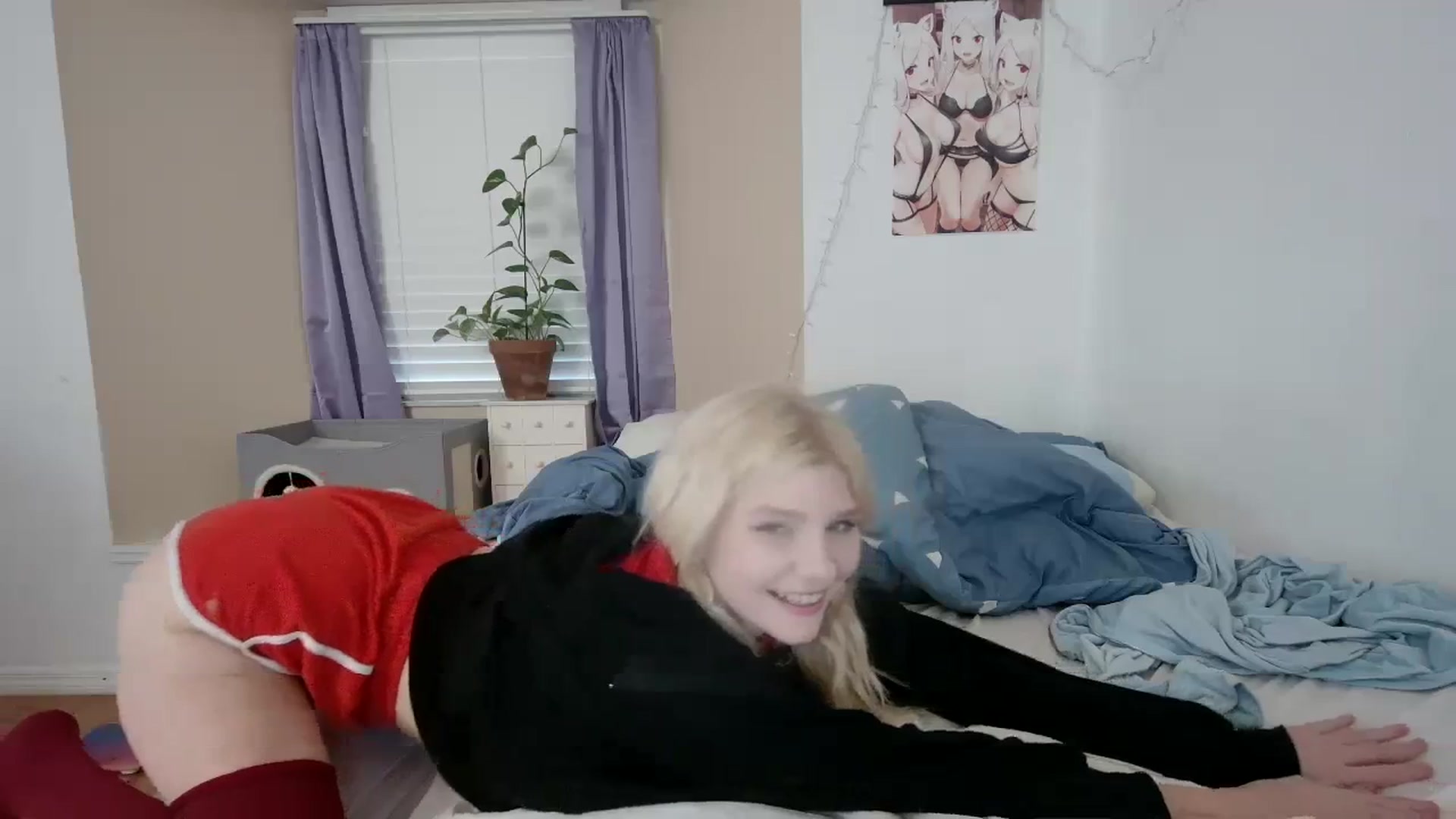 Gallery image thumbnail from DuckChan0's myfreecams stream on, 10/01/2023, 22:29 image 13 of 20