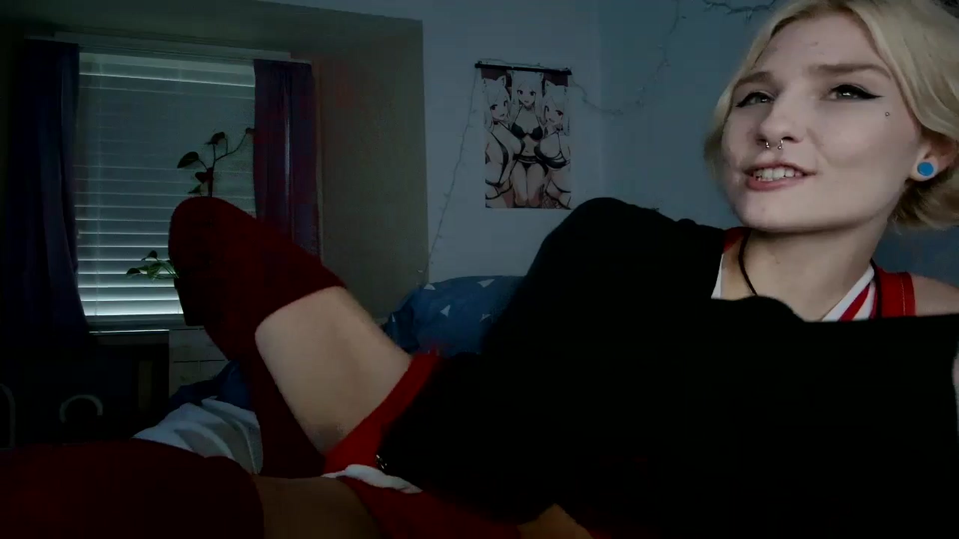 Gallery image thumbnail from DuckChan0's myfreecams stream on, 10/01/2023, 22:29 image 7 of 20