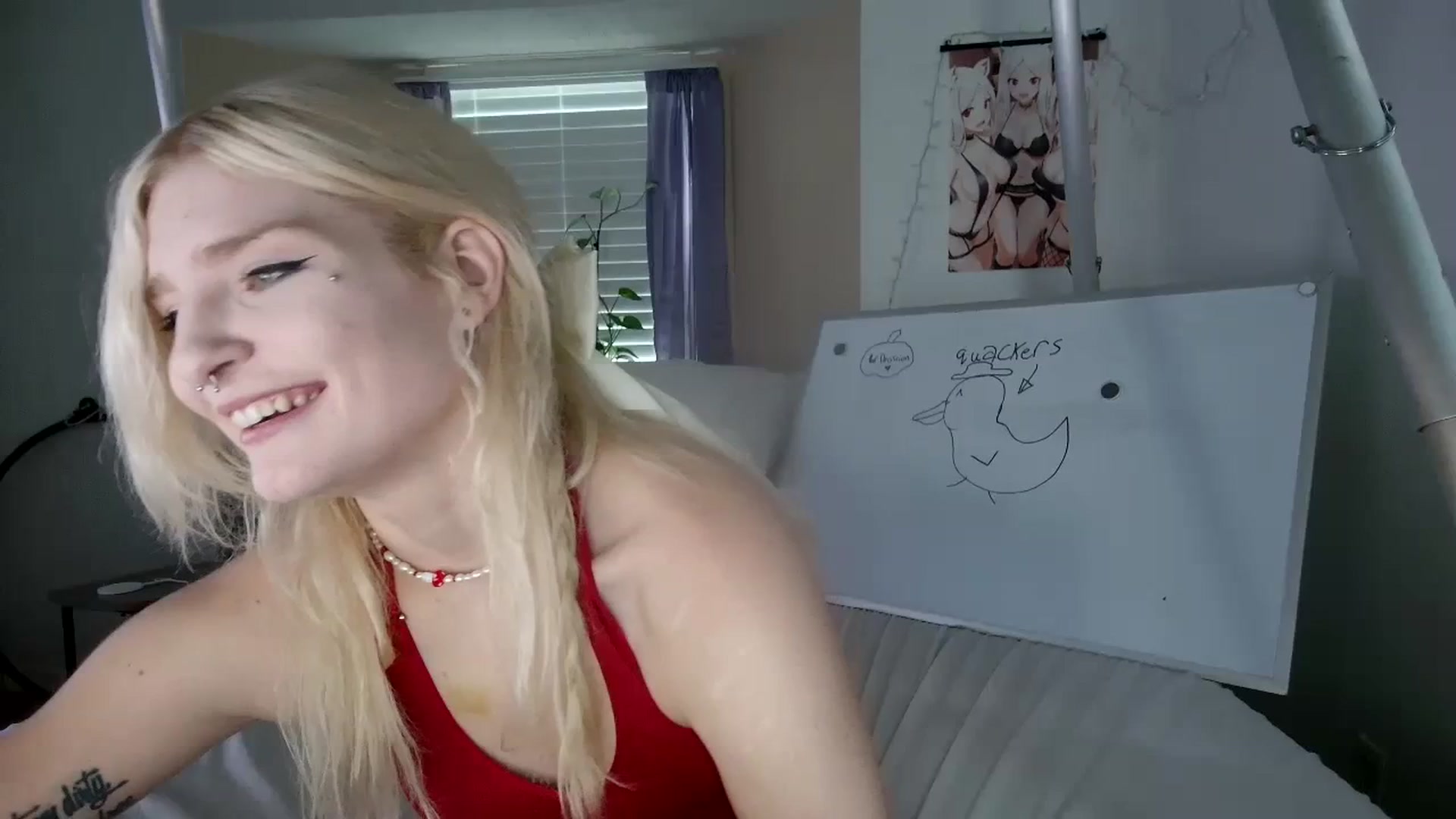 Gallery image thumbnail from DuckChan0's myfreecams stream on, 10/05/2023, 17:20 image 12 of 20