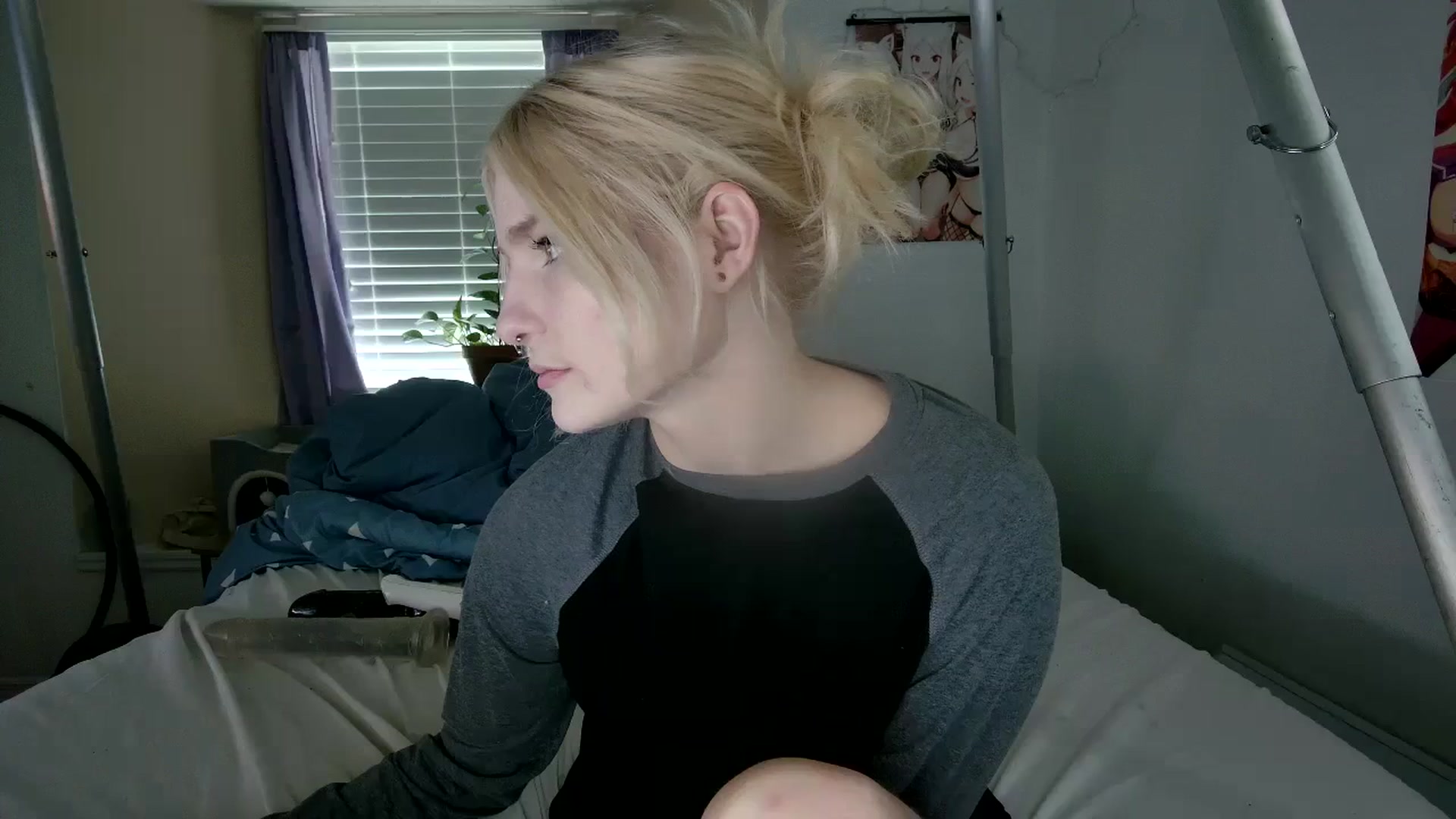 Gallery image thumbnail from DuckChan0's myfreecams stream on, 10/06/2023, 17:20 image 1 of 20