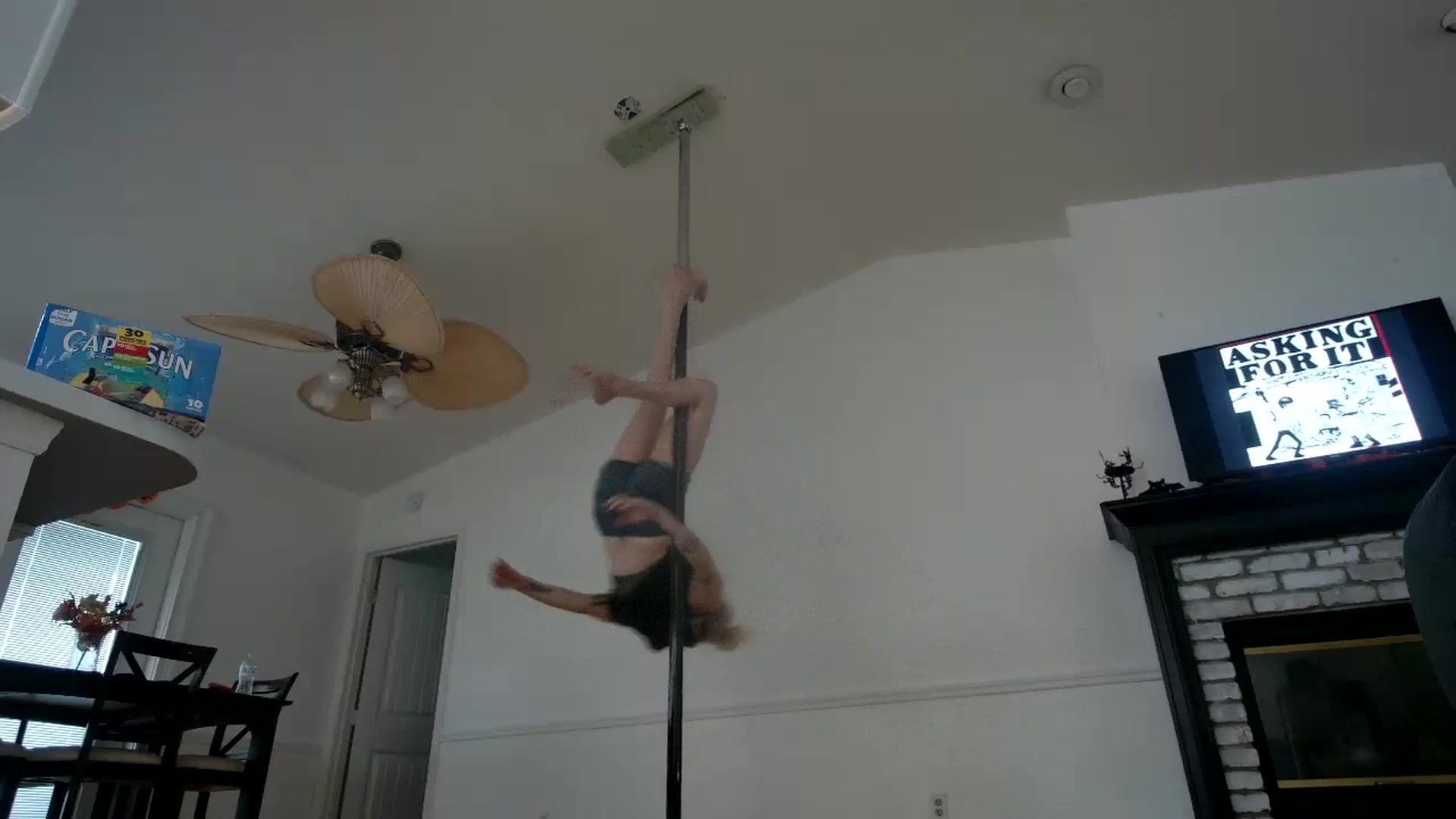 Gallery image thumbnail from DuckChan0's myfreecams stream on, 10/09/2023, 19:05 image 7 of 20