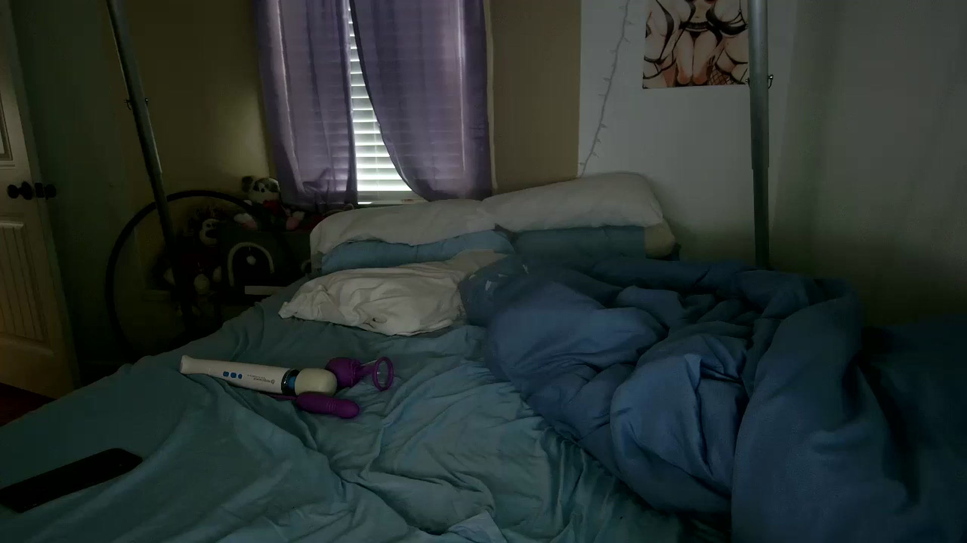 Gallery image thumbnail from DuckChan0's myfreecams stream on, 10/09/2023, 19:05 image 15 of 20