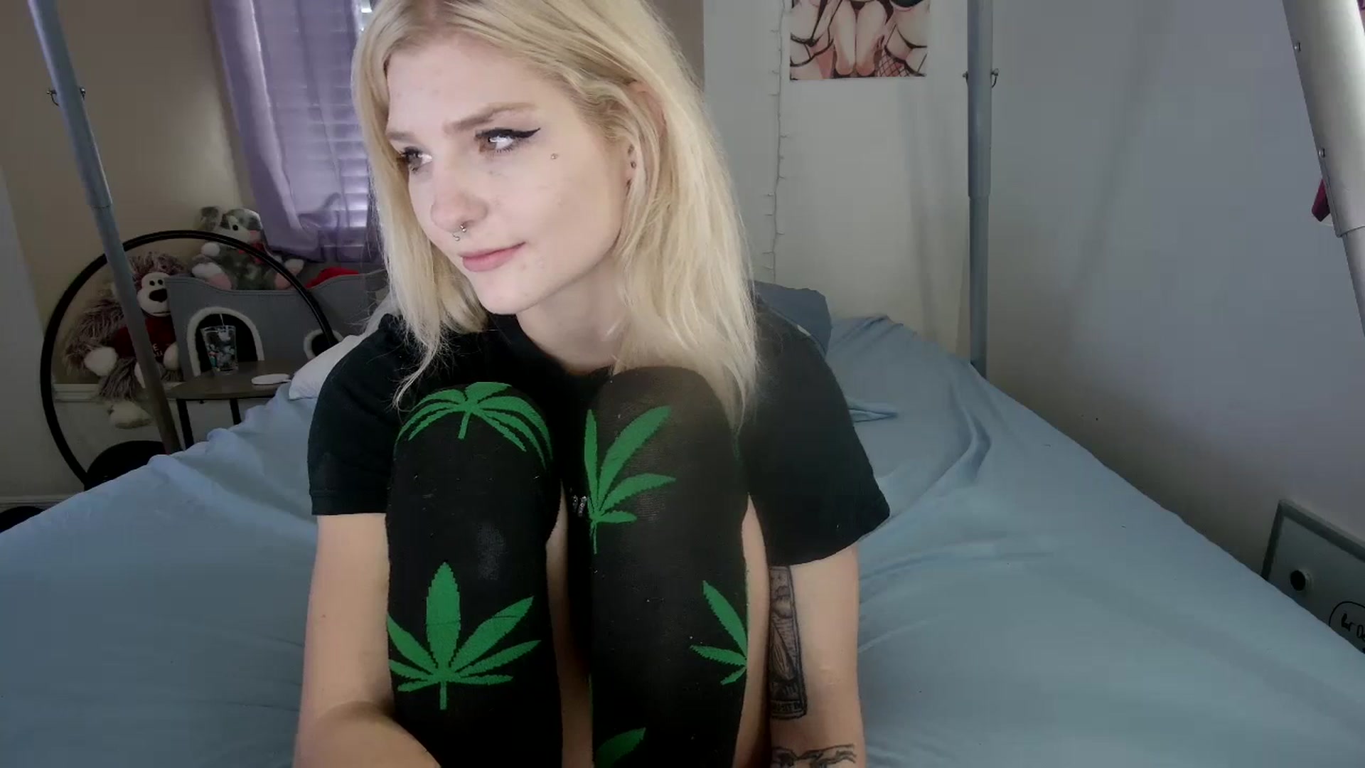 Gallery image thumbnail from DuckChan0's myfreecams stream on, 10/10/2023, 16:40 image 8 of 20