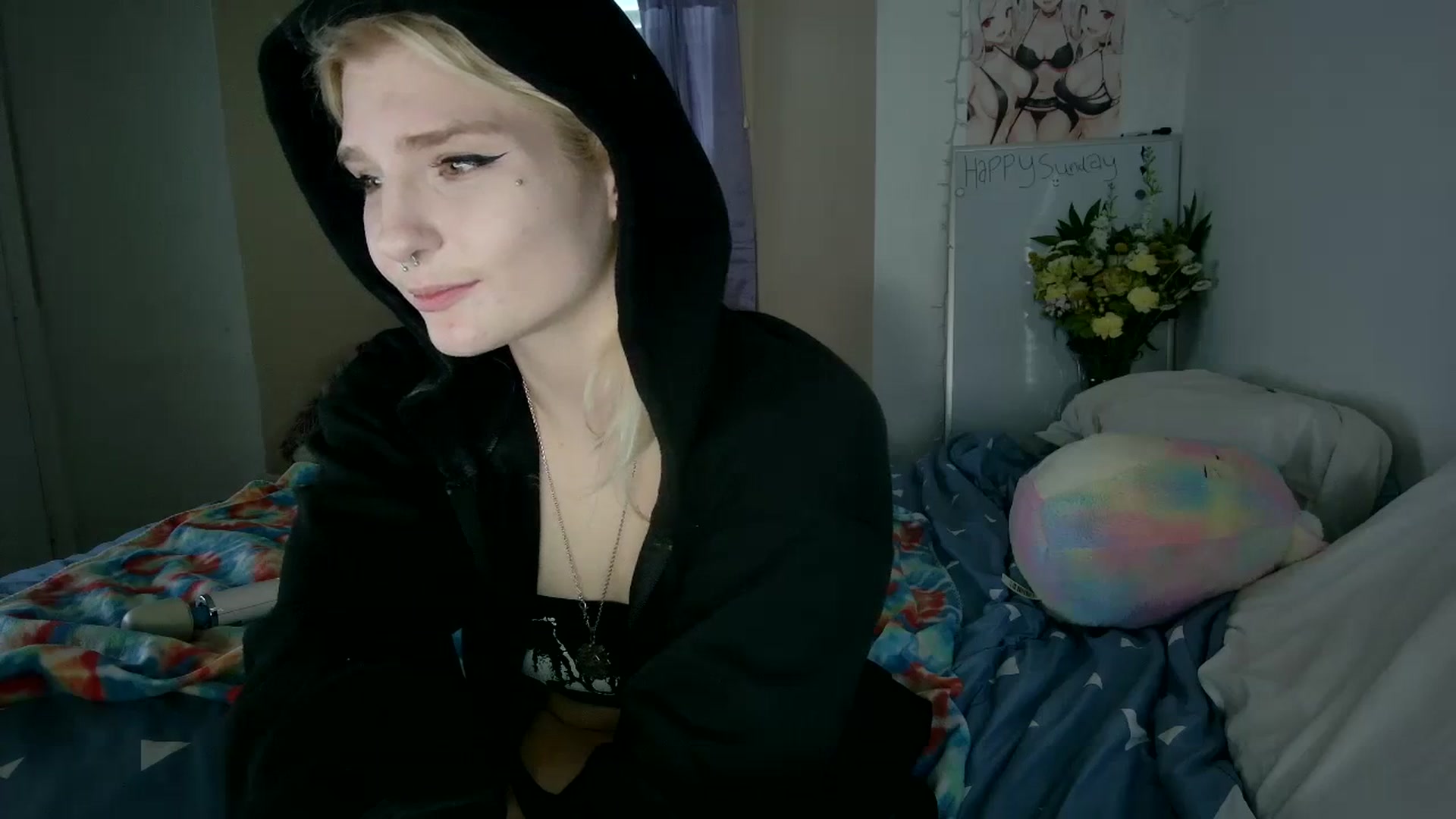 Gallery image thumbnail from DuckChan0's myfreecams stream on, 10/15/2023, 21:15 image 19 of 20