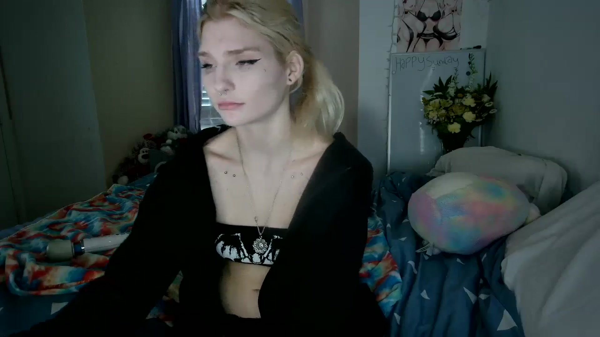 Gallery image thumbnail from DuckChan0's myfreecams stream on, 10/15/2023, 21:15 image 13 of 20