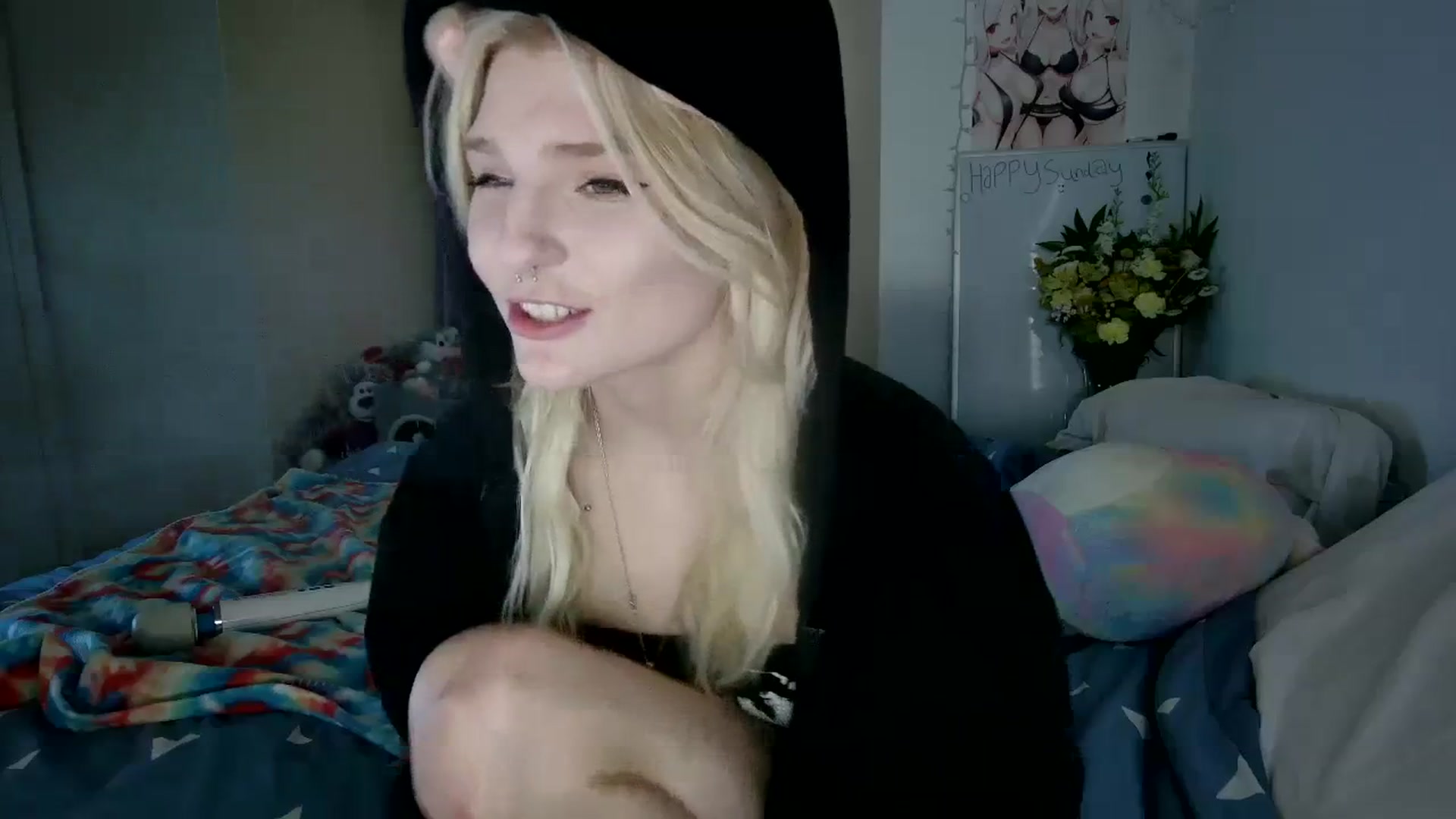 Gallery image thumbnail from DuckChan0's myfreecams stream on, 10/15/2023, 21:15 image 4 of 20