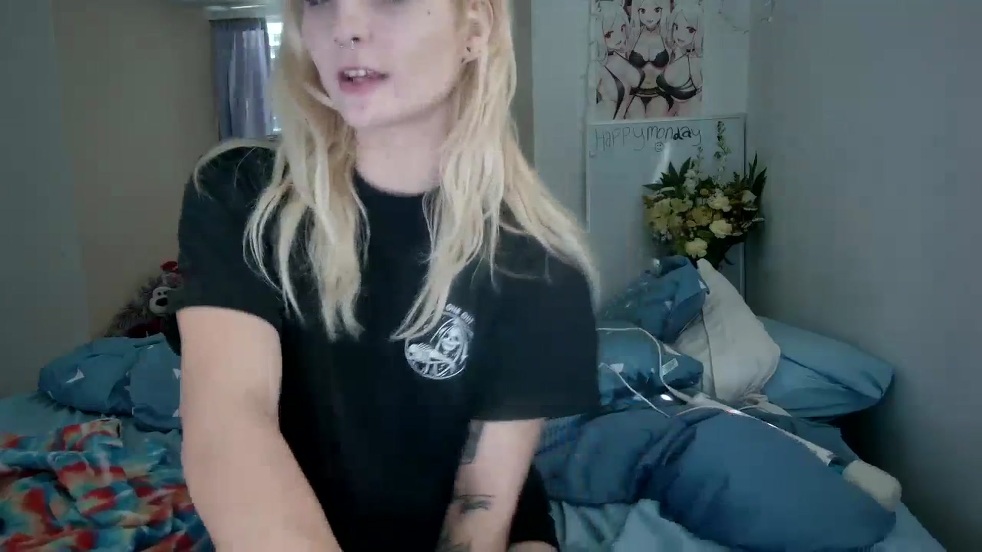 Gallery image thumbnail from DuckChan0's myfreecams stream on, 10/16/2023, 16:48 image 20 of 20