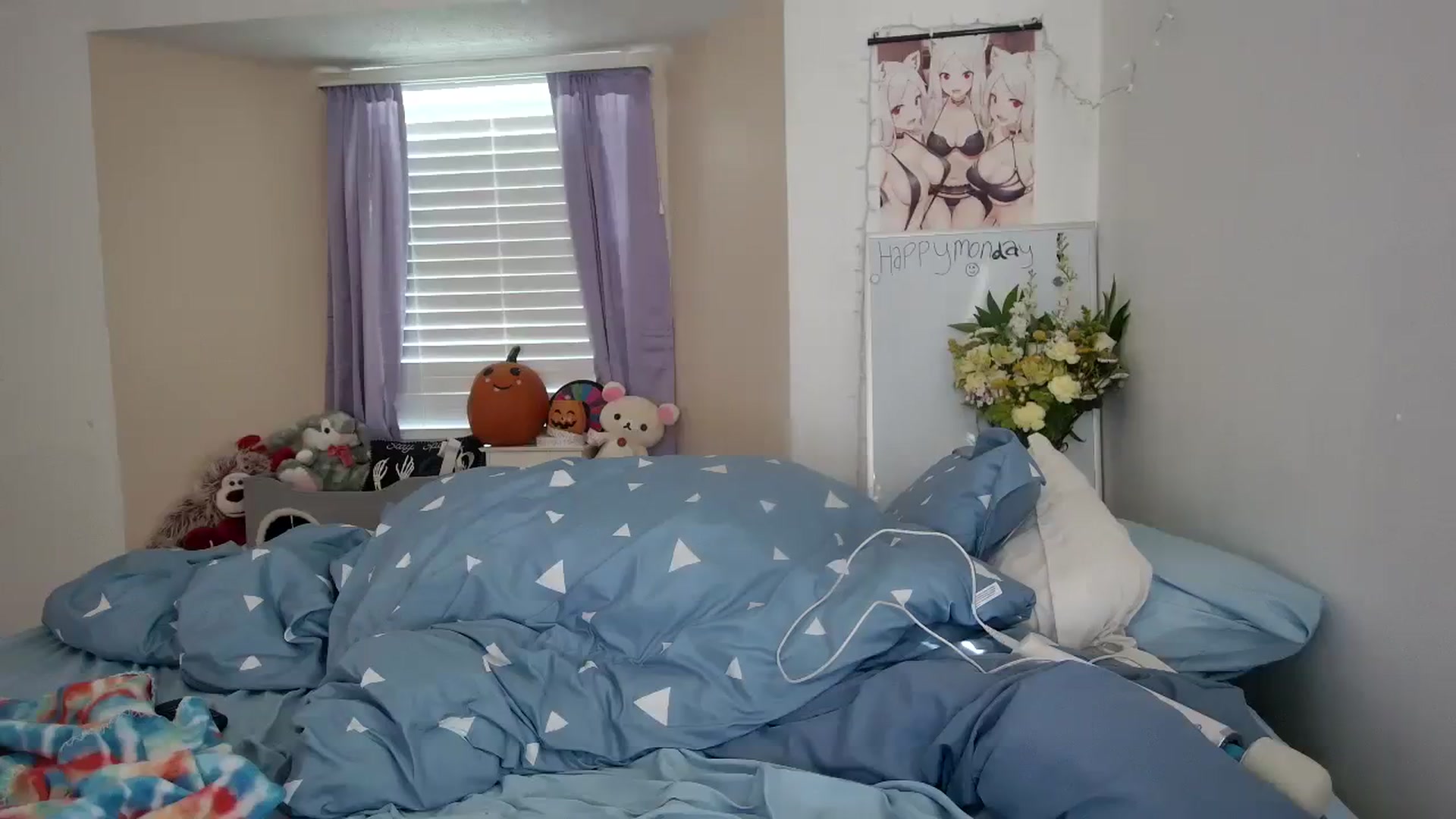Gallery image thumbnail from DuckChan0's myfreecams stream on, 10/16/2023, 16:48 image 14 of 20