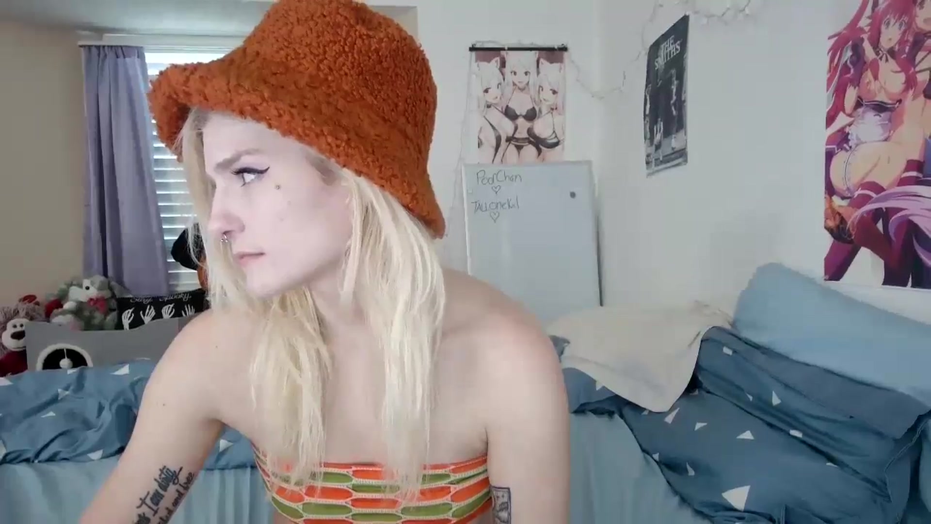 Gallery image thumbnail from DuckChan0's myfreecams stream on, 10/22/2023, 22:03 image 11 of 20