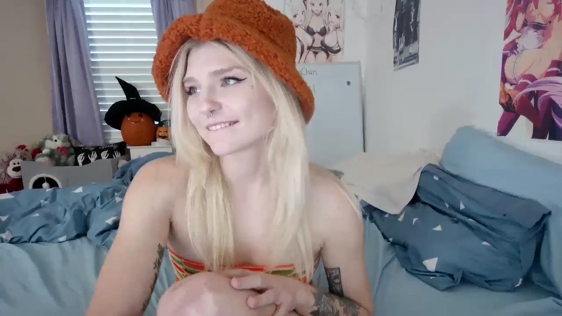 Gallery image thumbnail from DuckChan0's myfreecams stream on, 10/22/2023, 22:03 image 20 of 20