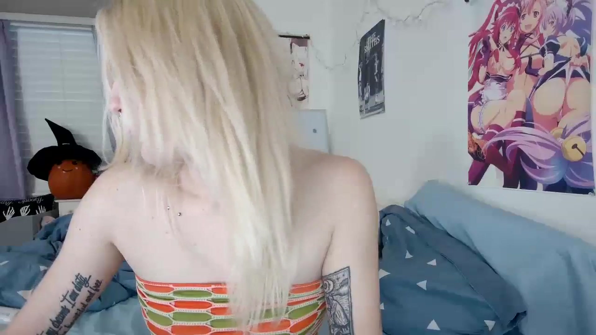 Gallery image thumbnail from DuckChan0's myfreecams stream on, 10/22/2023, 23:14 image 3 of 20