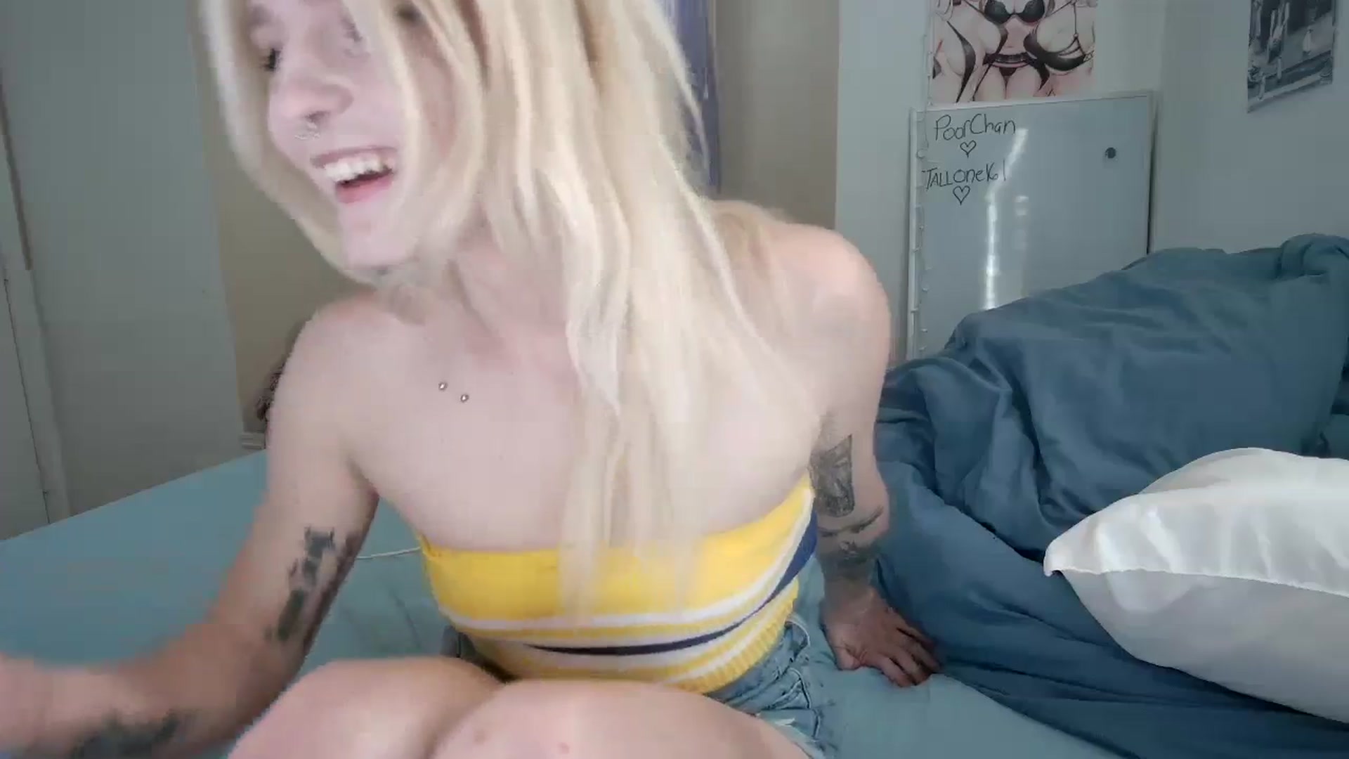 Gallery image thumbnail from DuckChan0's myfreecams stream on, 10/23/2023, 15:47 image 9 of 20