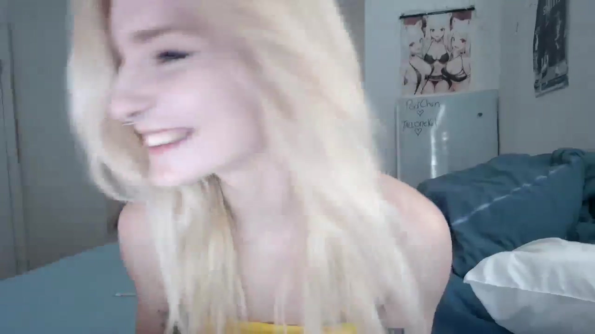 Gallery image thumbnail from DuckChan0's myfreecams stream on, 10/23/2023, 15:47 image 16 of 20