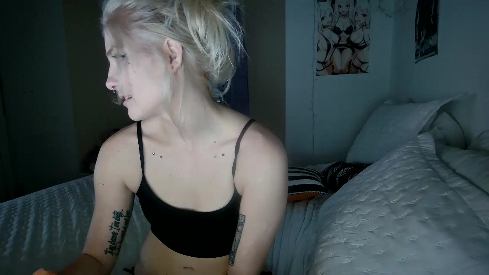 Gallery image thumbnail from DuckChan0's myfreecams stream on, 10/24/2023, 22:36 image 5 of 20