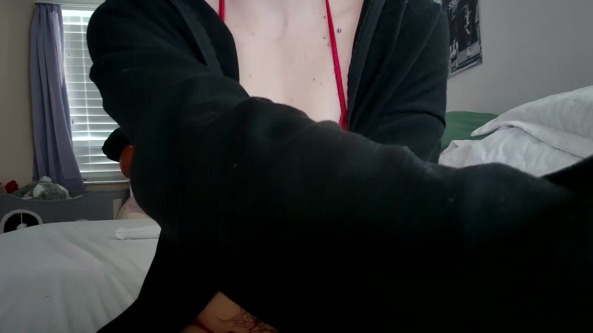Gallery image thumbnail from DuckChan0's myfreecams stream on, 10/25/2023, 16:59 image 11 of 20