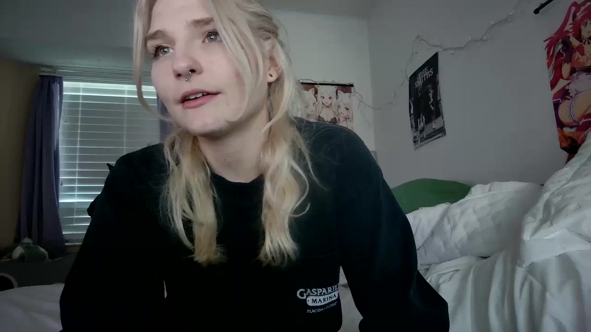 Gallery image thumbnail from DuckChan0's myfreecams stream on, 10/25/2023, 20:26 image 15 of 20