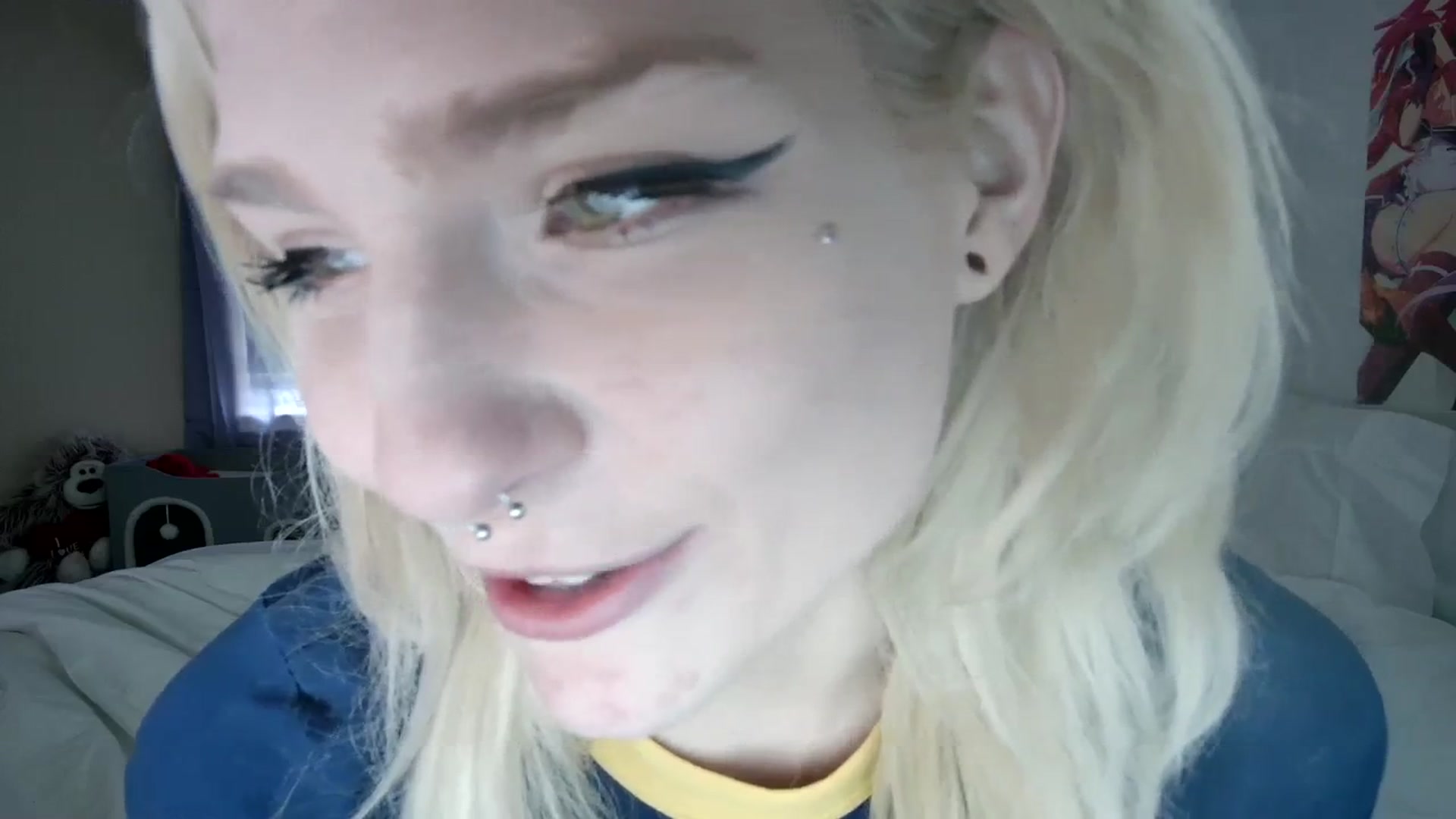 Gallery image thumbnail from DuckChan0's myfreecams stream on, 10/30/2023, 18:29 image 5 of 20