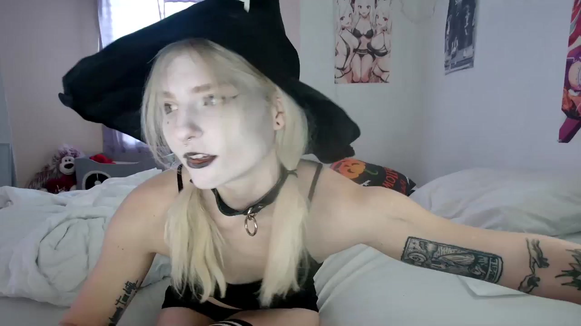 Gallery image thumbnail from DuckChan0's myfreecams stream on, 10/31/2023, 16:26 image 20 of 20