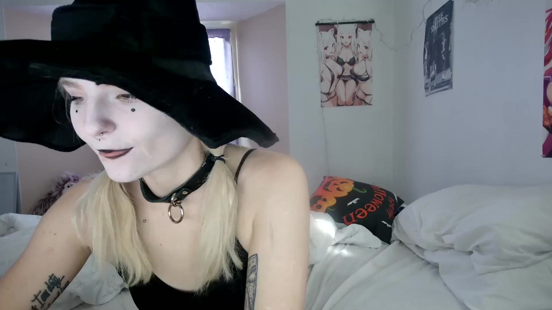 Gallery image thumbnail from DuckChan0's myfreecams stream on, 10/31/2023, 16:26 image 9 of 20