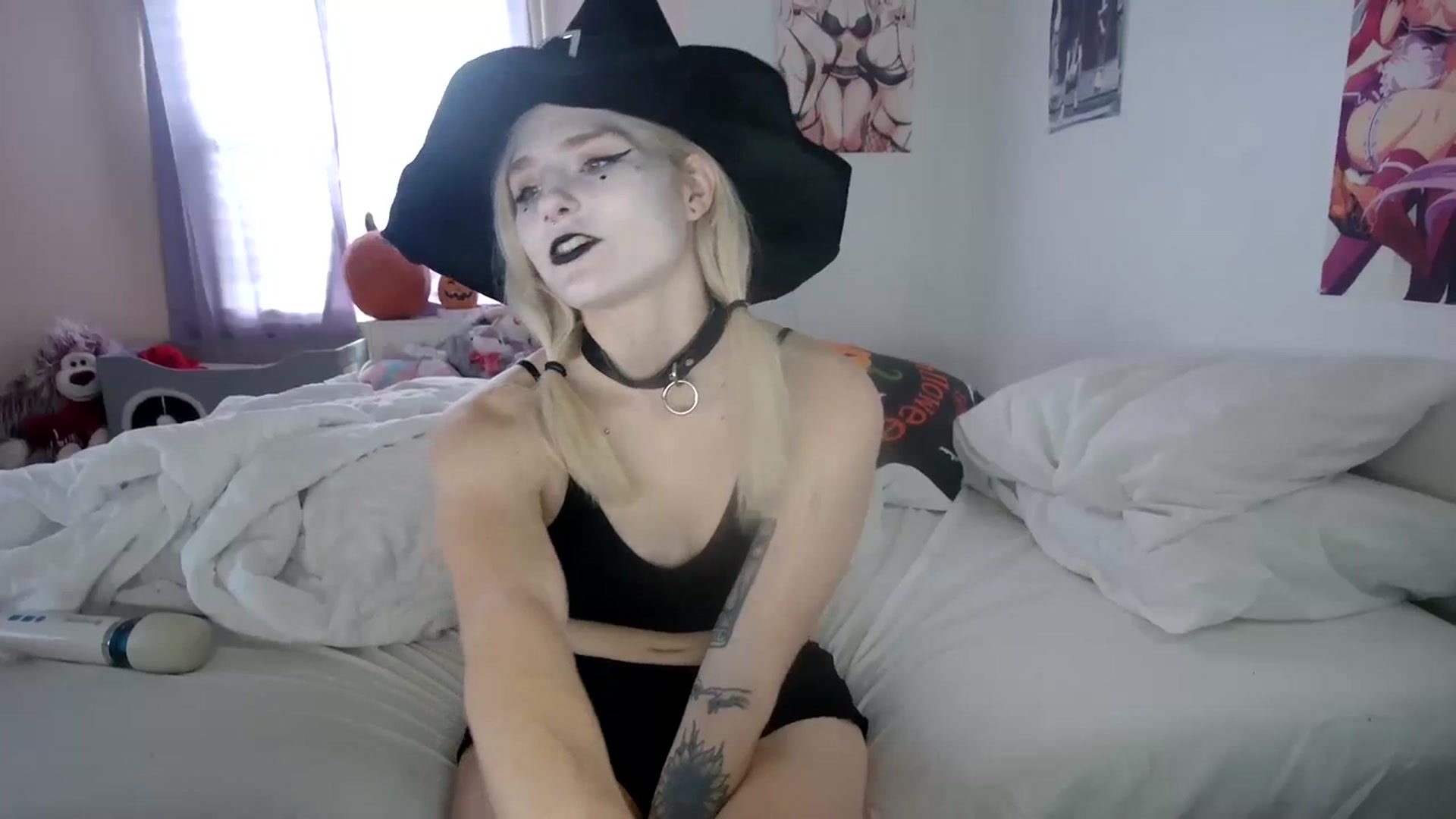 Gallery image thumbnail from DuckChan0's myfreecams stream on, 10/31/2023, 17:10 image 10 of 20