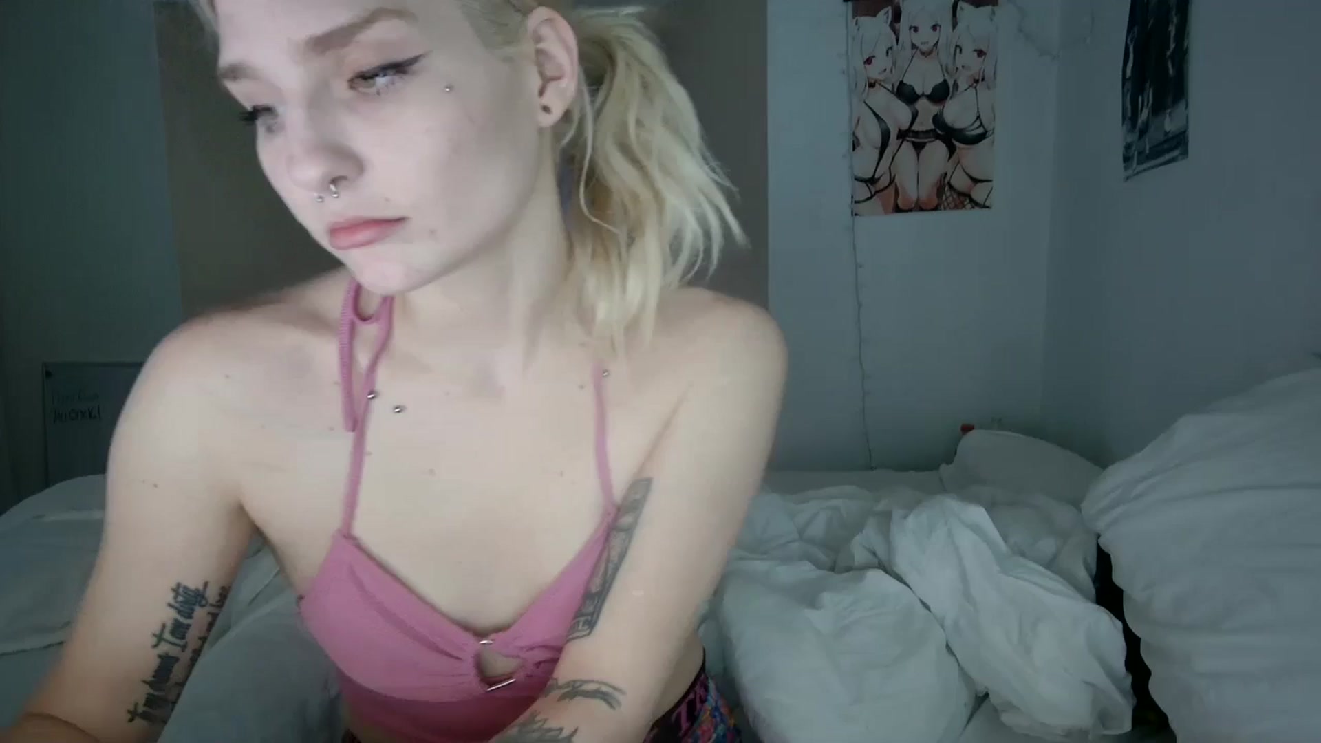 Gallery image thumbnail from DuckChan0's myfreecams stream on, 11/01/2023, 18:47 image 1 of 20