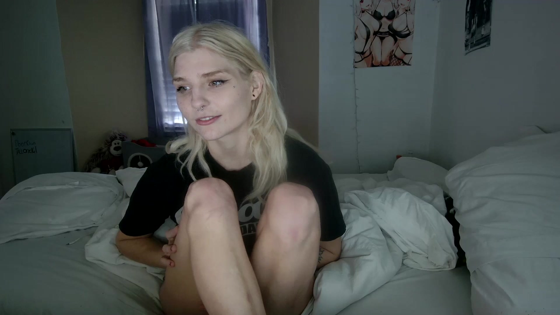 Gallery image thumbnail from DuckChan0's myfreecams stream on, 11/01/2023, 18:47 image 14 of 20