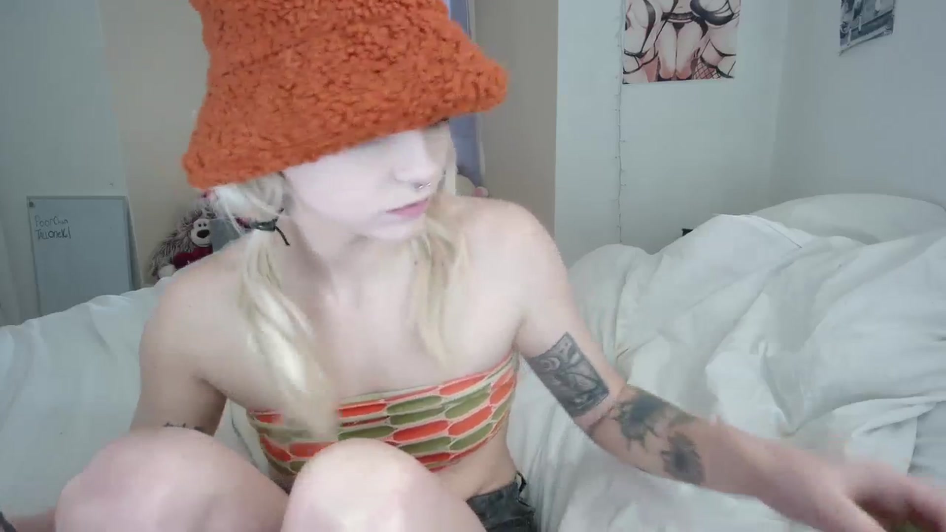 Gallery image thumbnail from DuckChan0's myfreecams stream on, 11/03/2023, 15:30 image 9 of 20