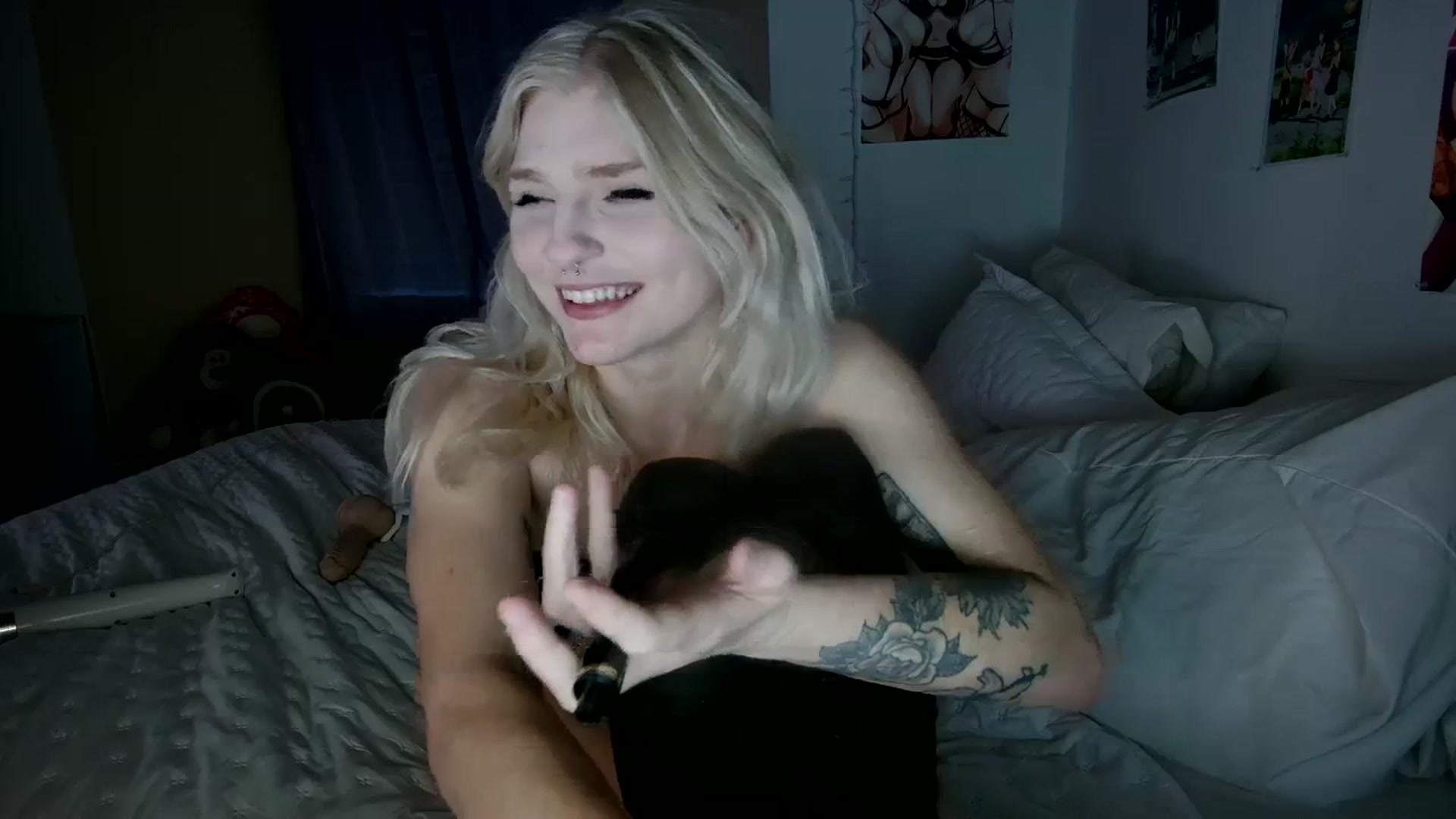 Gallery image thumbnail from DuckChan0's myfreecams stream on, 11/05/2023, 22:44 image 18 of 20